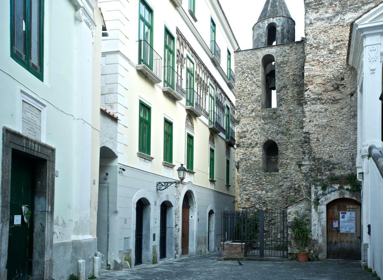 Haripergo Apartments A Bridge For Amalfi Coast ซาแลร์โน ภายนอก รูปภาพ